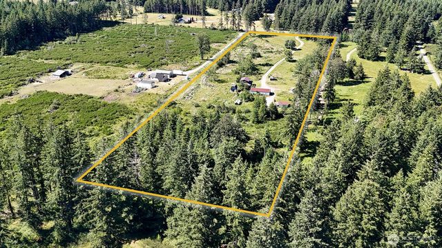 10407 133rd Avenue SE, Rainier, WA 98576