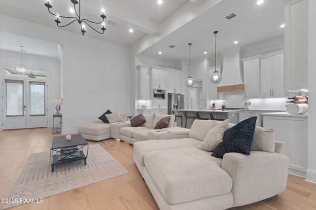 104 Little Hickory Court, Lafayette, LA 70508