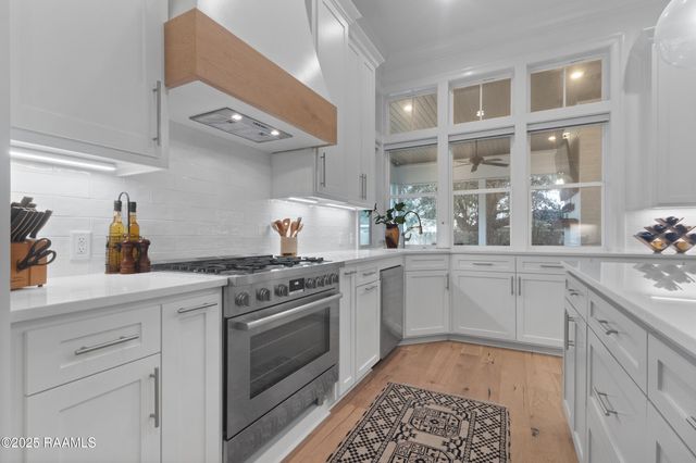 104 Little Hickory Court, Lafayette, LA 70508