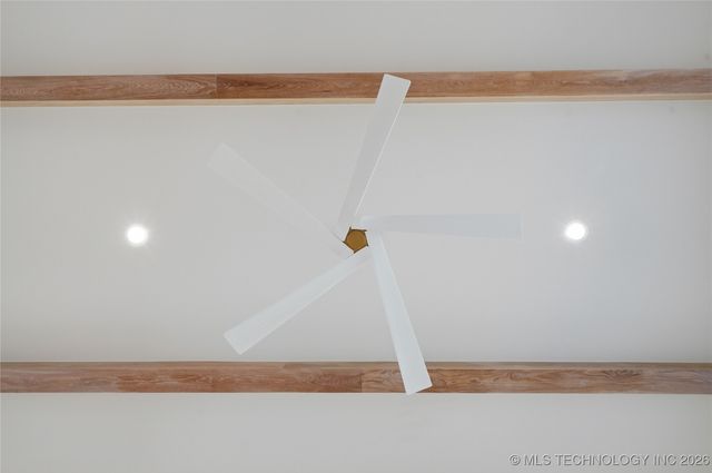 17623 E White Tail Cove, Owasso, OK 74055