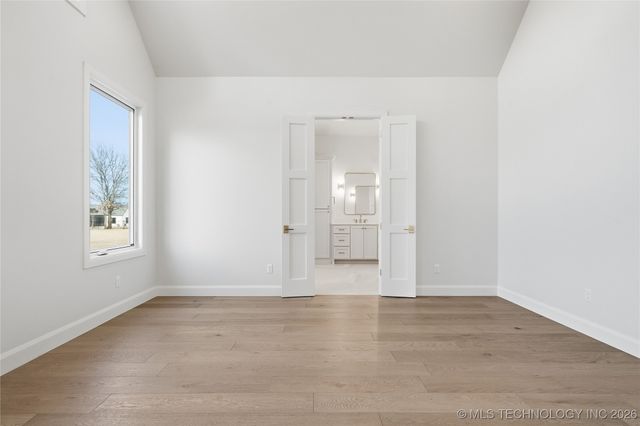 17623 E White Tail Cove, Owasso, OK 74055