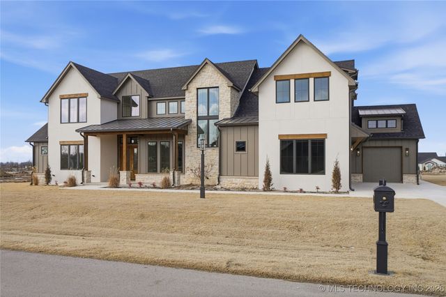 17623 E White Tail Cove, Owasso, OK 74055