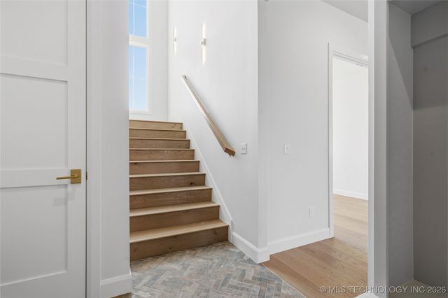 17623 E White Tail Cove, Owasso, OK 74055