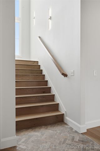 17623 E White Tail Cove, Owasso, OK 74055