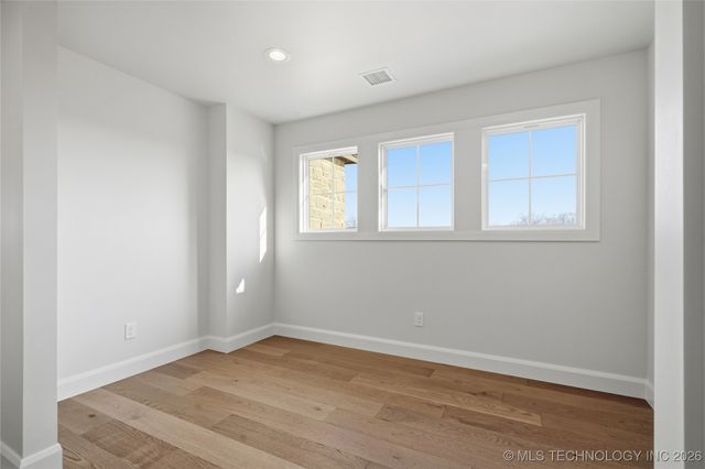 17623 E White Tail Cove, Owasso, OK 74055