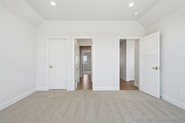 17623 E White Tail Cove, Owasso, OK 74055