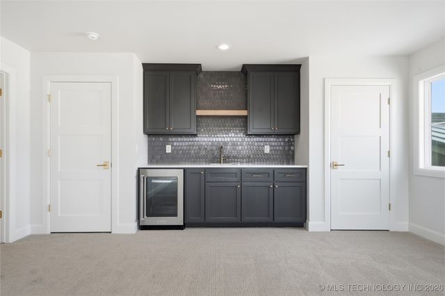 17623 E White Tail Cove, Owasso, OK 74055