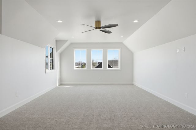 17623 E White Tail Cove, Owasso, OK 74055