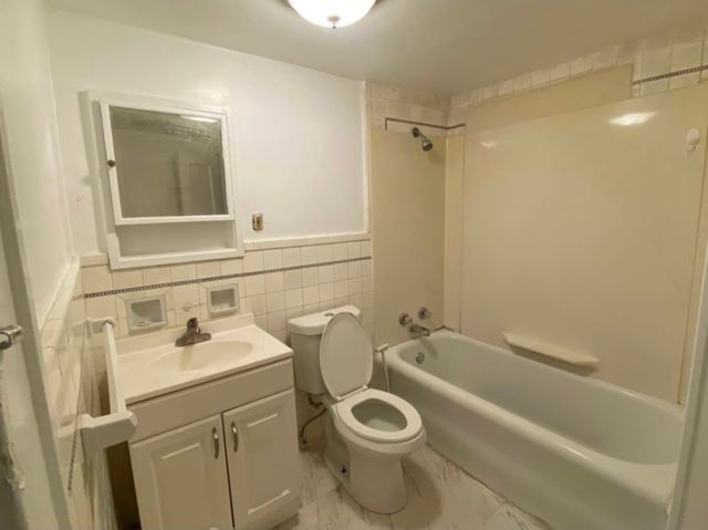 1901 W 26TH Street, Erie, PA 16508