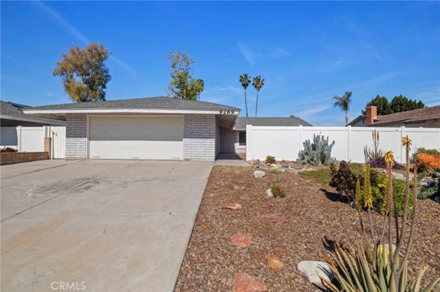 9269 Delano, Riverside, CA 92503
