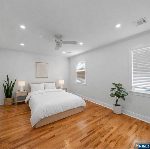 301 New Bridge Road, Bergenfield, NJ 07621