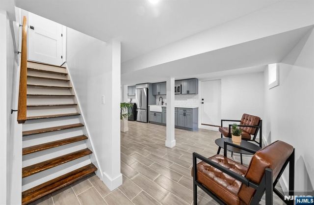 301 New Bridge Road, Bergenfield, NJ 07621