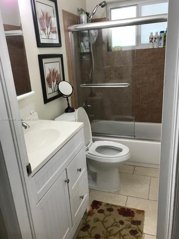 7921 Abbott Ave 4, Miami Beach, FL 33141