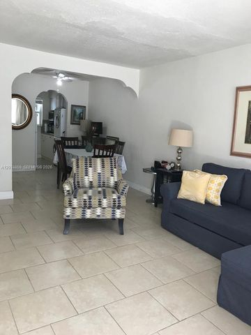 7921 Abbott Ave 4, Miami Beach, FL 33141
