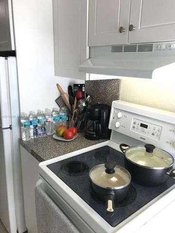7921 Abbott Ave 4, Miami Beach, FL 33141