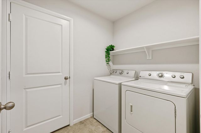 7916 Oaktown Drive, Fort Worth, TX 76131