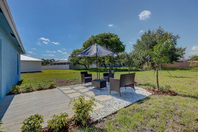 2352 SW Plum Court, Port St. Lucie, Port St Lucie, FL 34953