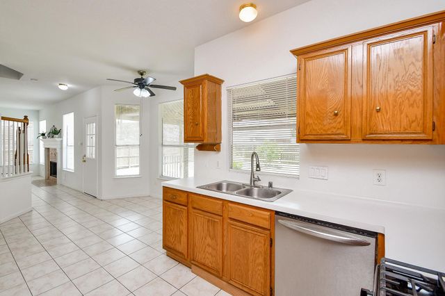 9338 Corner Oak Lane, Houston, TX 77036