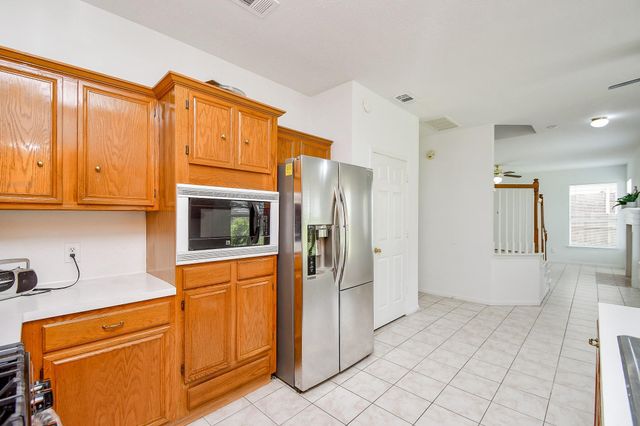 9338 Corner Oak Lane, Houston, TX 77036