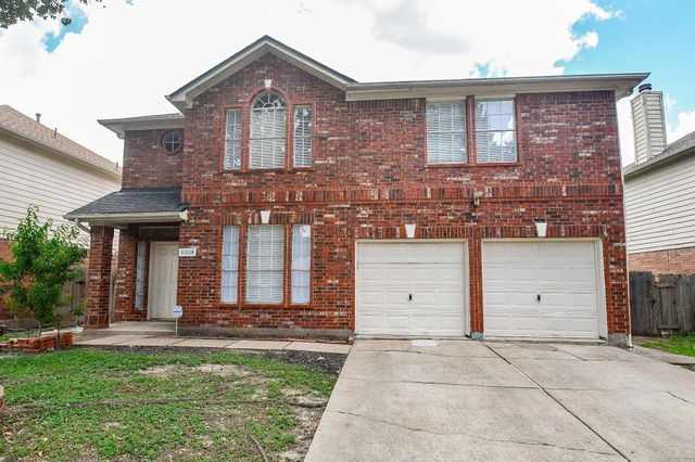 9338 Corner Oak Lane, Houston, TX 77036