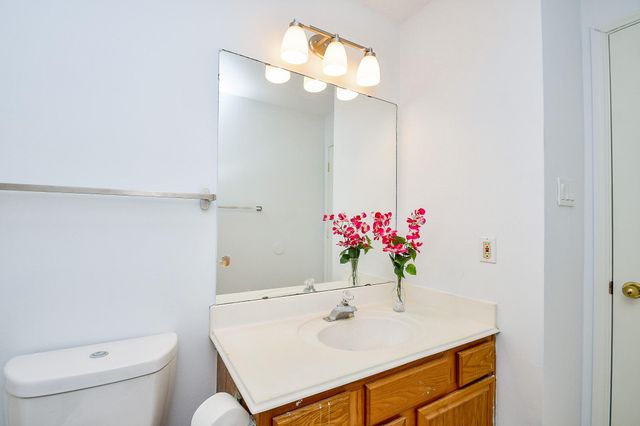 9338 Corner Oak Lane, Houston, TX 77036