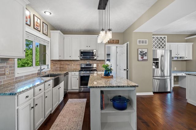 2034 Wedgewood Lane, Hebron, KY 41048