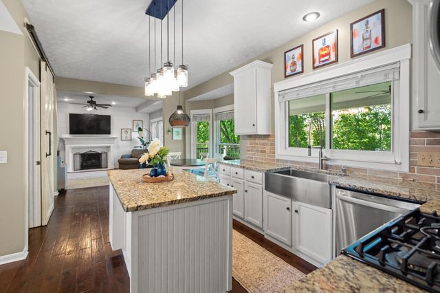 2034 Wedgewood Lane, Hebron, KY 41048