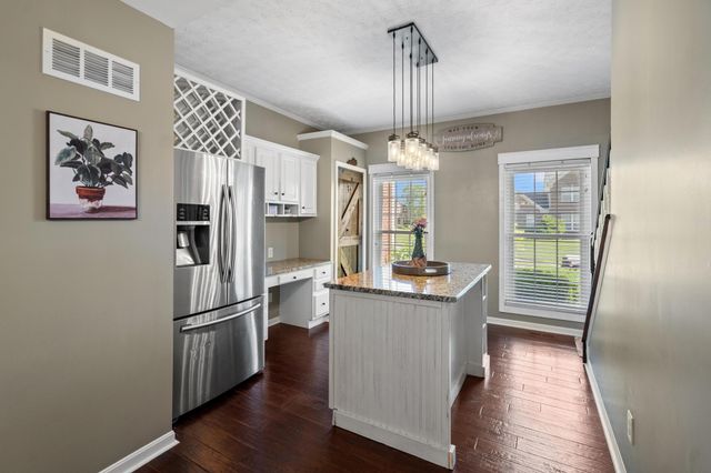 2034 Wedgewood Lane, Hebron, KY 41048