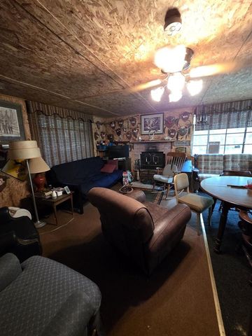 W7793 BERGESON LANE, Amberg, WI 54102