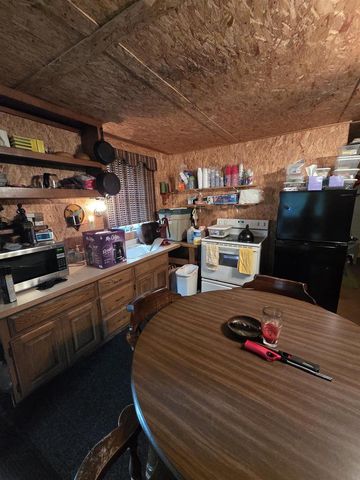 W7793 BERGESON LANE, Amberg, WI 54102