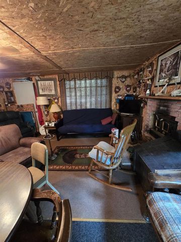 W7793 BERGESON LANE, Amberg, WI 54102