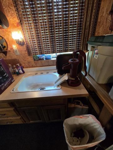 W7793 BERGESON LANE, Amberg, WI 54102