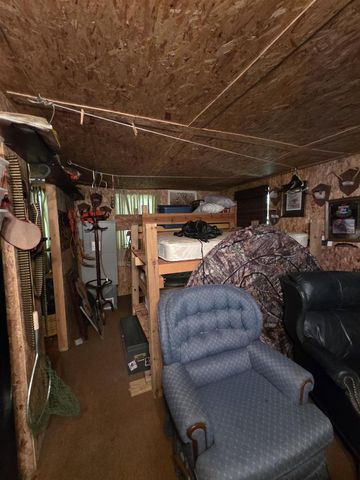 W7793 BERGESON LANE, Amberg, WI 54102