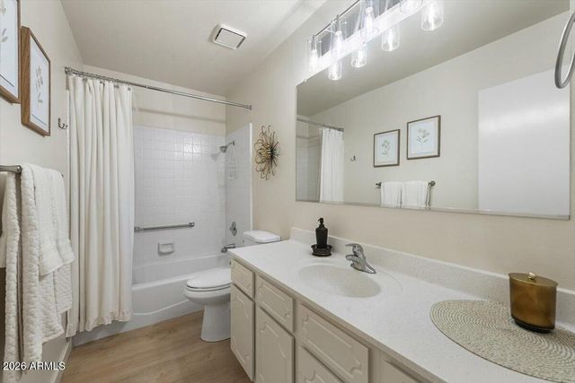 2064 S FARNSWORTH Drive 93, Mesa, AZ 85209