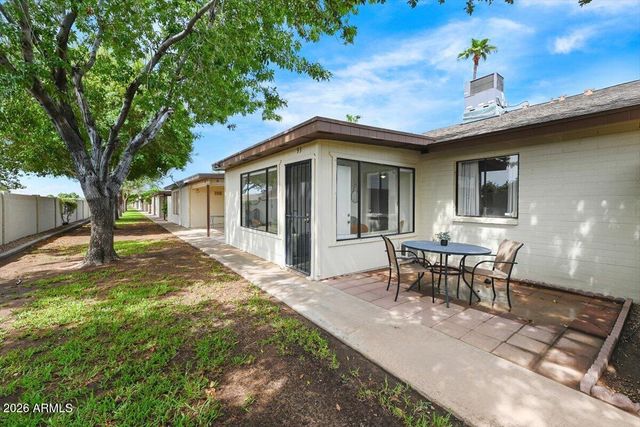 2064 S FARNSWORTH Drive 93, Mesa, AZ 85209