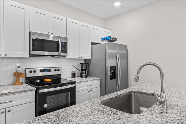 1709 Younger Avenue, Statesville, NC 28677