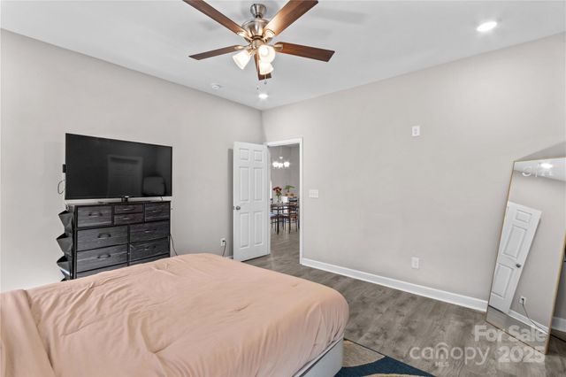 1709 Younger Avenue, Statesville, NC 28677