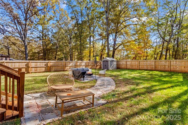 1709 Younger Avenue, Statesville, NC 28677