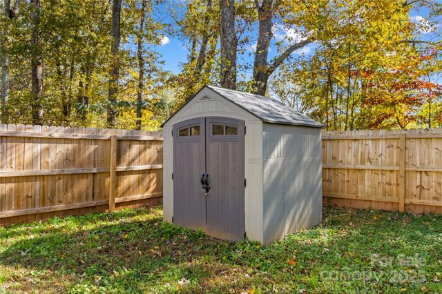 1709 Younger Avenue, Statesville, NC 28677