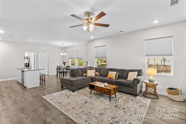 1709 Younger Avenue, Statesville, NC 28677