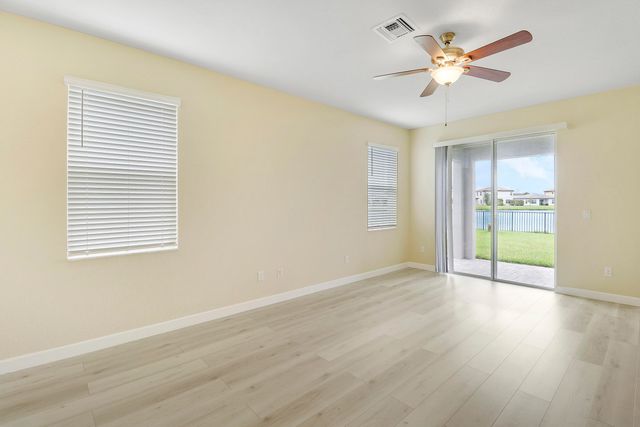 8292 NW Greenbank Circle, Port St. Lucie, Port St Lucie, FL 34987