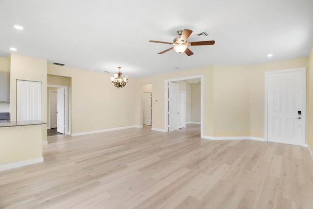 8292 NW Greenbank Circle, Port St. Lucie, Port St Lucie, FL 34987