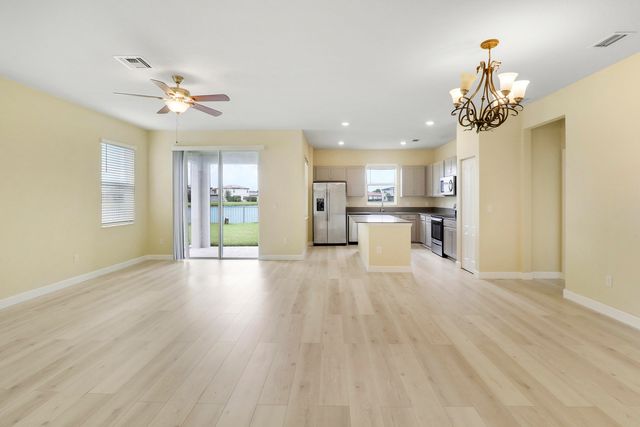 8292 NW Greenbank Circle, Port St. Lucie, Port St Lucie, FL 34987