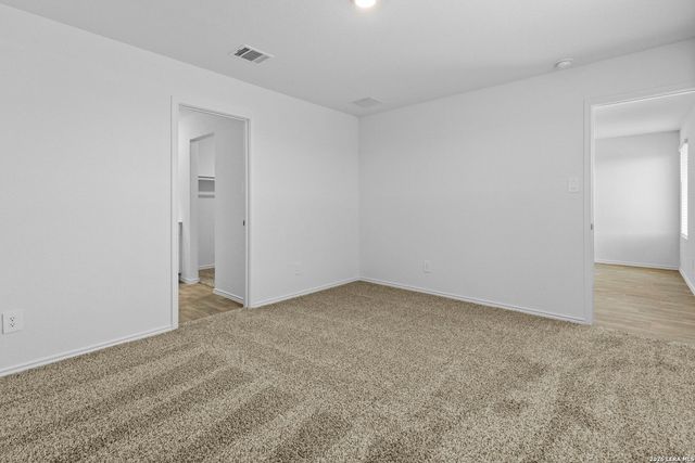 16071 Mahogany Way, Elmendorf, TX 78112