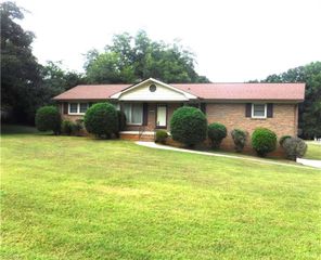 4122 S NC Highway 150, Lexington, NC 27295