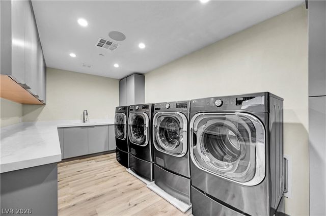 4709 Amazing View Street, Las Vegas, NV 89129