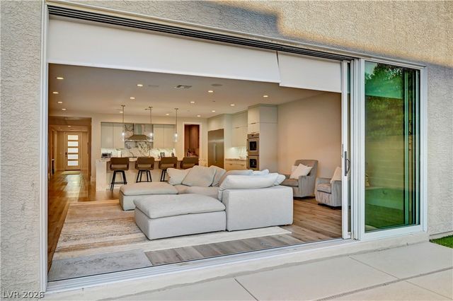 4709 Amazing View Street, Las Vegas, NV 89129