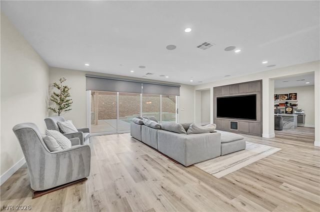 4709 Amazing View Street, Las Vegas, NV 89129