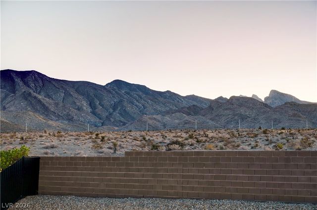 4709 Amazing View Street, Las Vegas, NV 89129