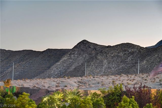 4709 Amazing View Street, Las Vegas, NV 89129